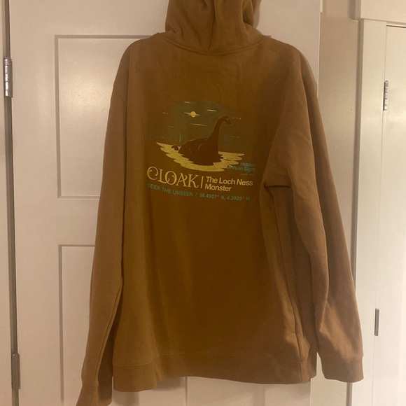 This hoodie is so cool and comfortable and very stylish and it glows in the dark - Picture 1 of 8